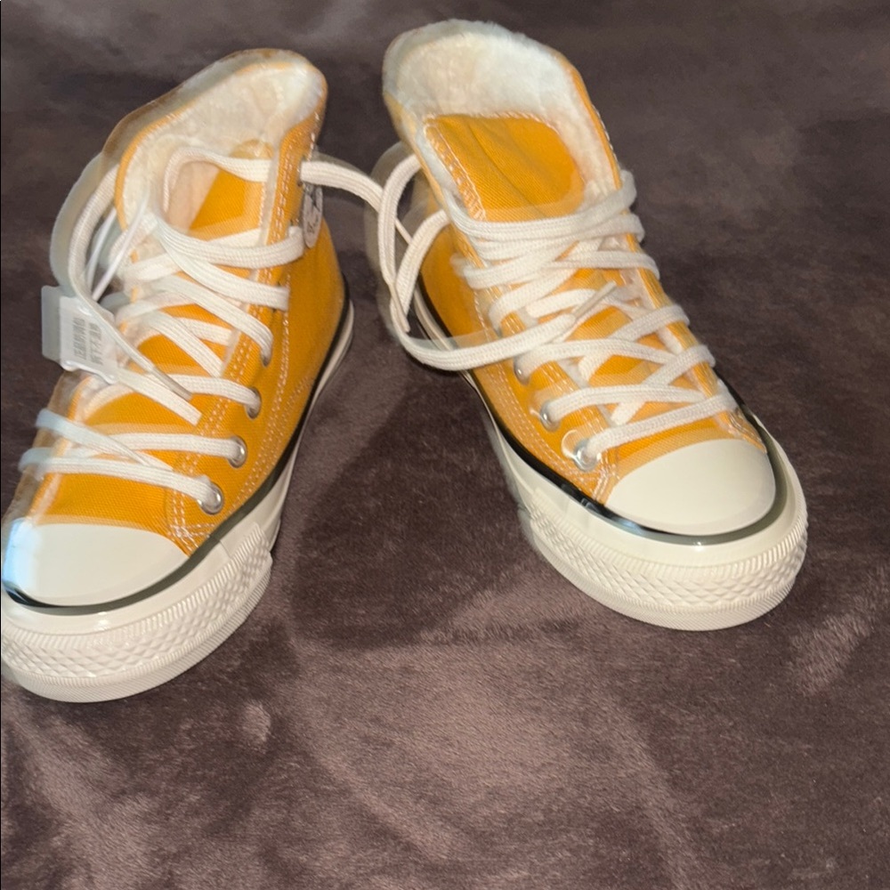 NWOT BANGNAI SPORT Mustard color High-Top Sneakers with White Accents